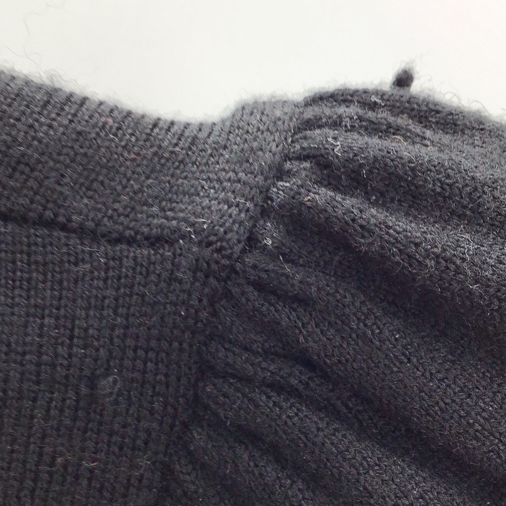 Alice + Olivia Black Puff Sleeve Sweater Top with Pearl Collar - Picture 4 of 5